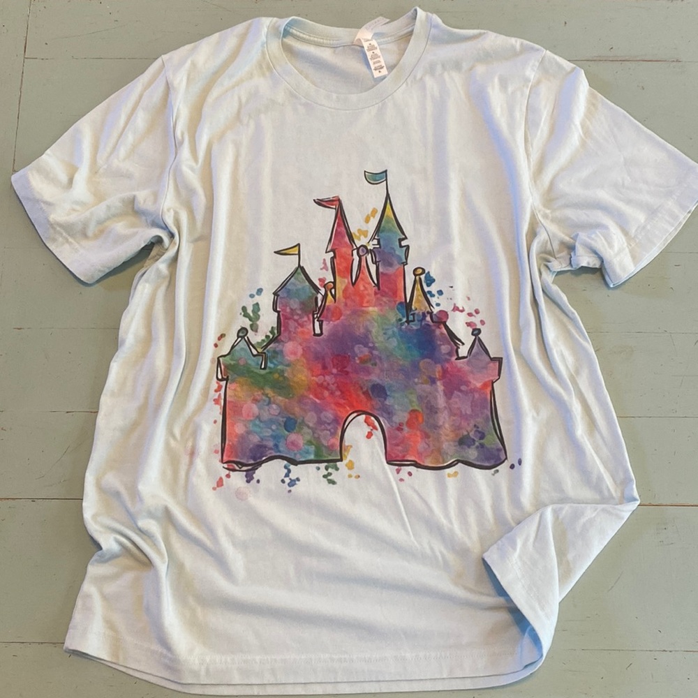 Disney watercolor Castle T-shirt. Unisex XL